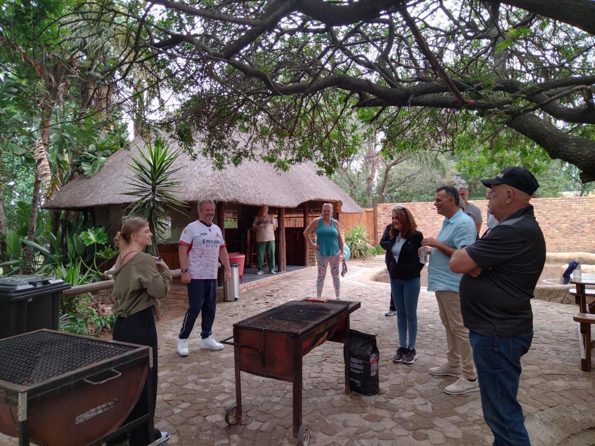 Khaya Africa Guesthouse Midrand Exteriör bild