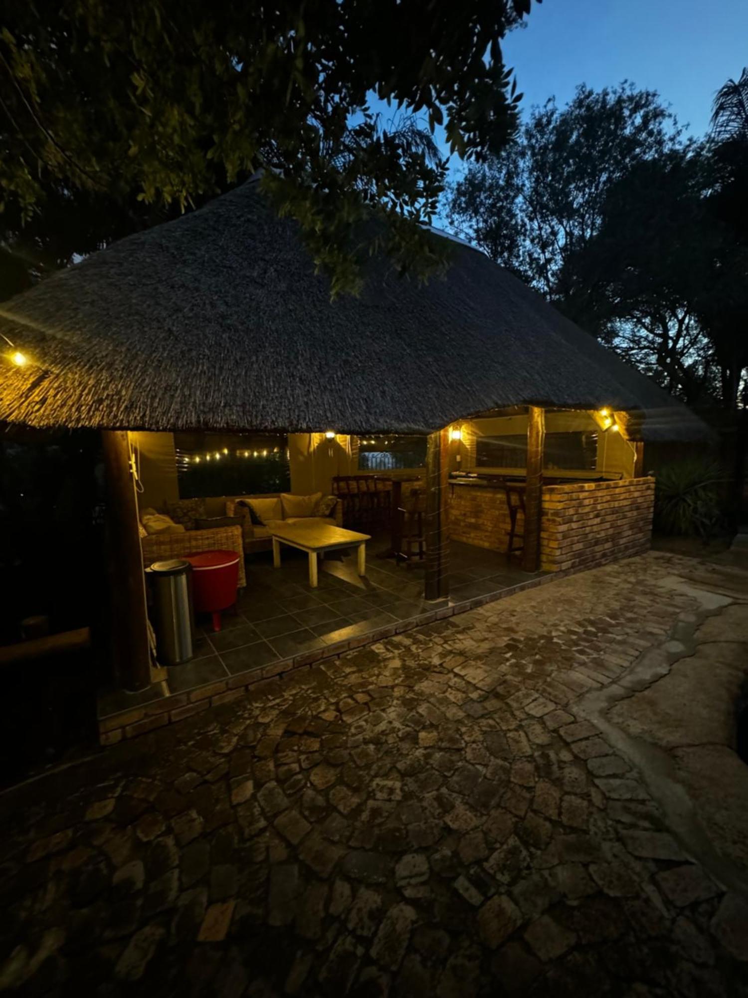 Khaya Africa Guesthouse Midrand Exteriör bild
